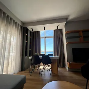 Coral , Sarandë Albania
