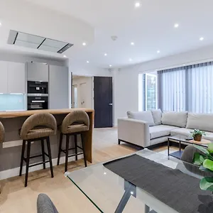 Apartment Stayinn Aldgate, London